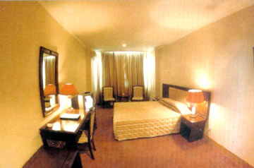 Hotel Sun Island Lhasa Exterior foto